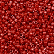 Abalorios Miyuki Delica's 11/0 Duracoat opaque dyed jujube red DB-2119