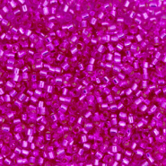 Abalorios Miyuki Delica's 11/0 Silverlined dyed fuchsia pink DB-1340