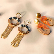 Nuevo  Nuevos y bellos colgantes de madera con resina