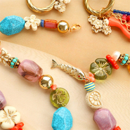 Set de inspiraciones Bellos abalorios acrílicos con detalles dorados