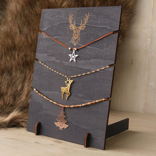 &iquest;En busca de inspiraci&oacute;n?  Descubre c&oacute;mo elaboramos bisuter&iacute;a con los mejores abalorios navide&ntilde;os aqu&iacute;