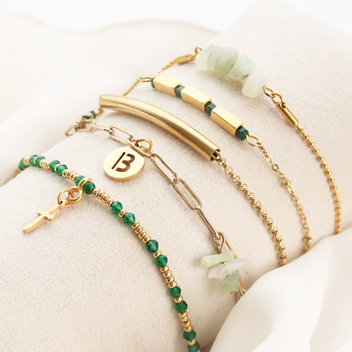 Crea joyer&iacute;a con mucho estilo con fornituras de acero inoxidable.