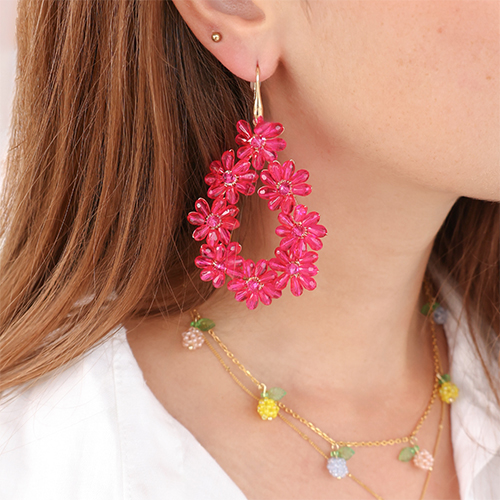 Trucos para usar las flores faceteadas y moras en tu colecci&oacute;n