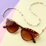 C&oacute;mo hacer cordones para gafas de sol de moda: 