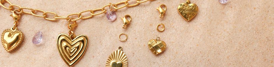 Colecci&oacute;n de colgantes de coraz&oacute;n en acero inoxidable